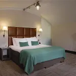 贝姆斯特城堡度假酒店 4*