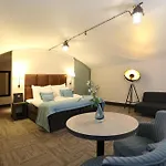 贝姆斯特城堡度假酒店 4*