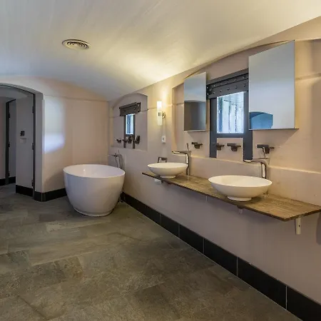 Beemster 호텔 4*